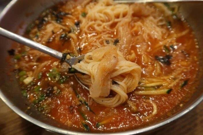 하루에 2천명 방문한다는 포항 물회 맛집 수준