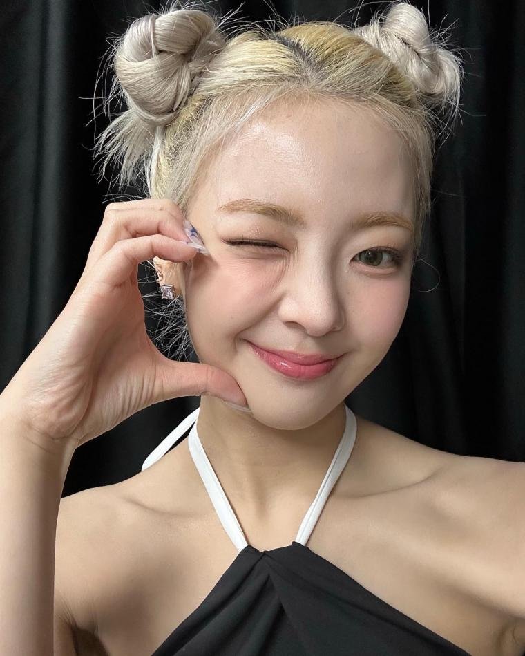 ITZY 리아